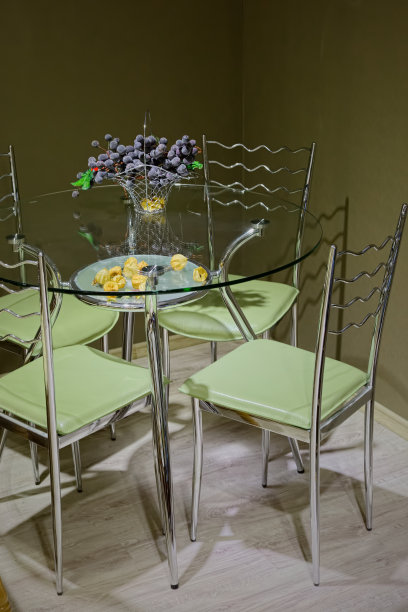 厨房桌子的碎片。图片下载