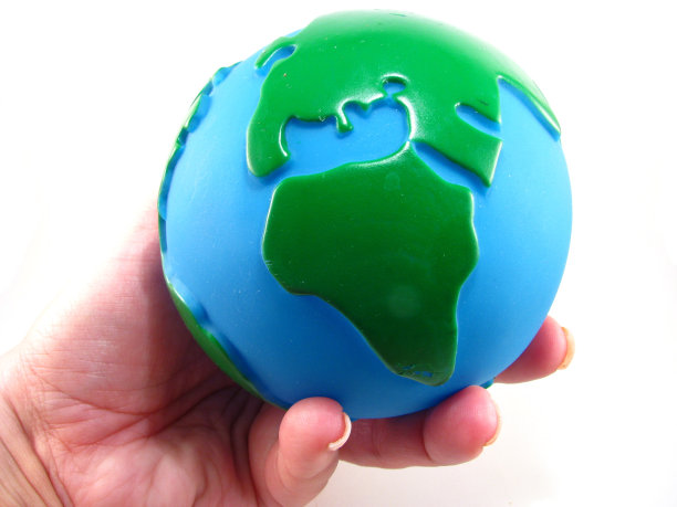 握住地球的手图片下载