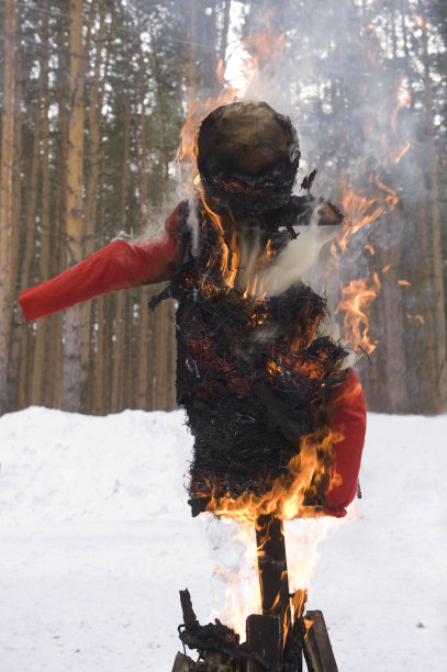 燃烧的象征冬天图片下载
