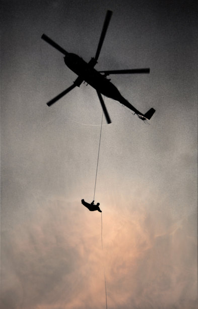 天空下降图片下载