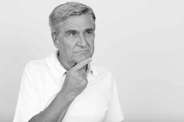 高级的人思考图片下载