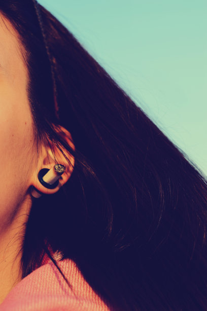 烟塞耳道图片下载