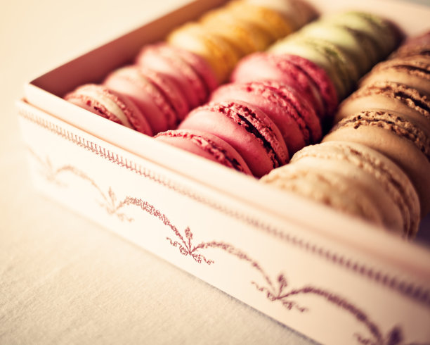 盒装彩色马卡龙图片下载