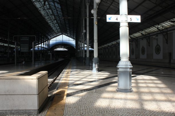 里斯本罗西奥站的4号和5号双星图片下载