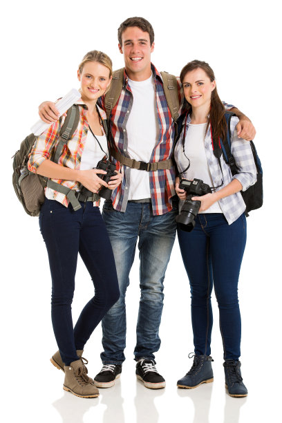 一群游客站在一起图片下载