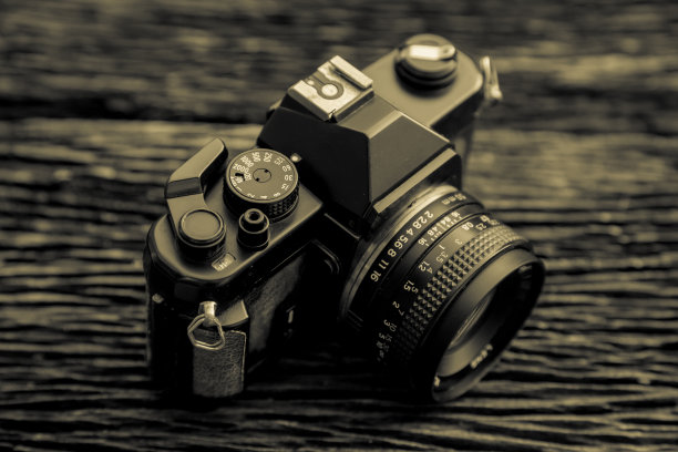 旧相机的深褐色图片下载