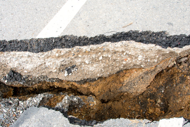道路坍塌图片下载