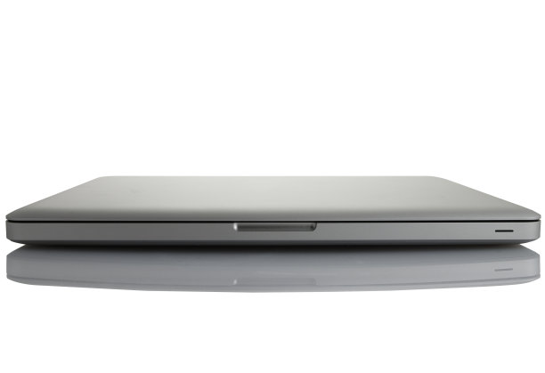 隔离笔记本电脑关闭与剪辑路径图片下载