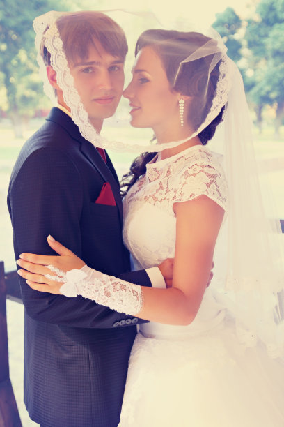 在面纱下，着色图片下载