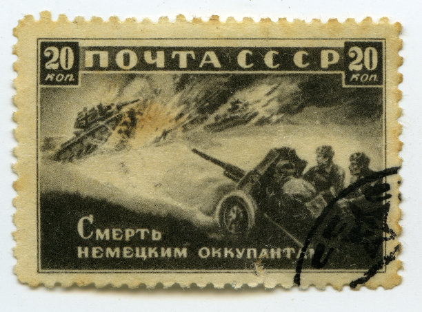 炮手们正在用坦克作战图片下载