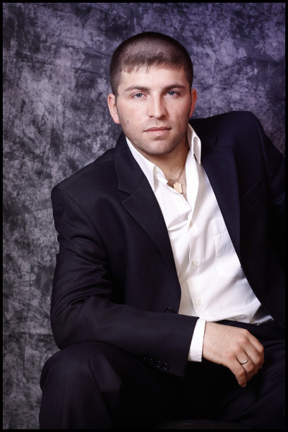 帅哥肖像图片下载