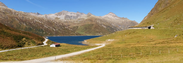 瑞士阿尔卑斯山，卢克曼尼尔湖山口图片下载