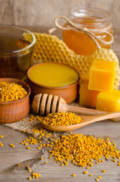 茶杯里的静物，蜂蜜，蜡图片下载