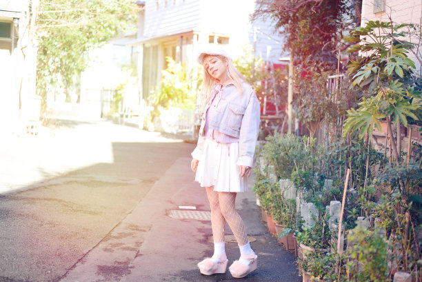 卡哇伊以外的女人图片下载