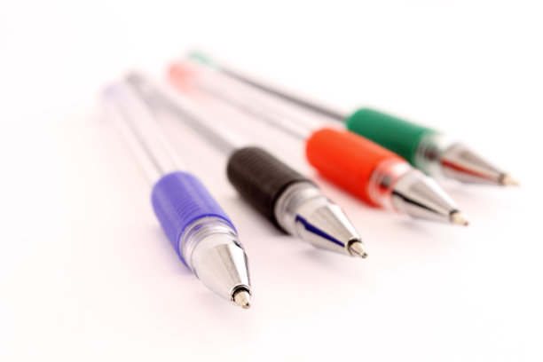 四个圆点孤立在白色上图片下载