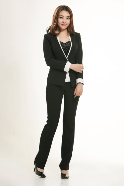 活泼的女孩穿职业装图片下载