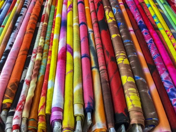 五颜六色的布匹图片下载