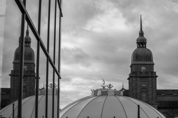 德国达姆施塔特的黑白花博物馆图片下载