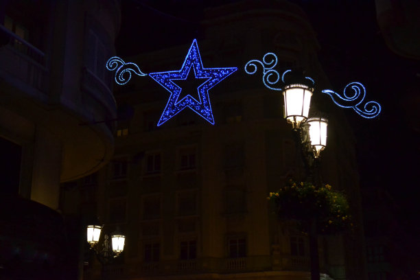 阿利坎特城，为节日装饰图片下载