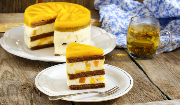 芒果慕斯蛋糕图片下载