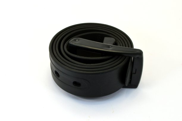 塑料裤子皮带。图片下载