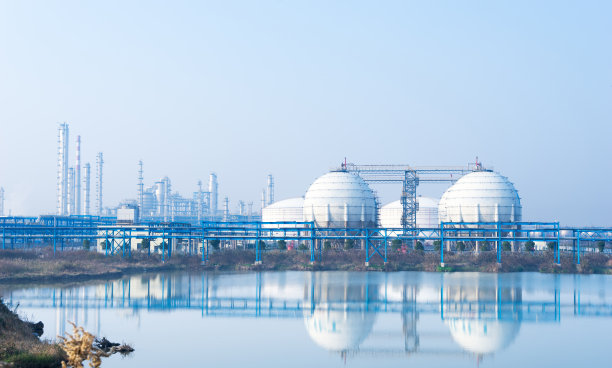 临河炼油厂设备及建设图片下载