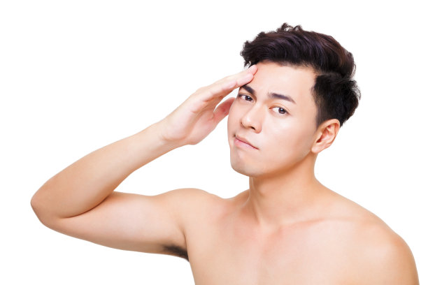 特写迷惑年轻人的脸图片下载