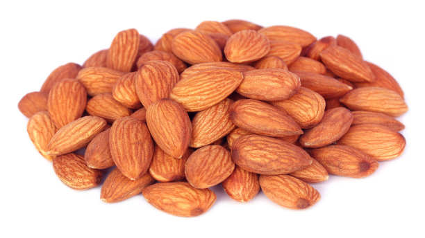 新鲜的杏仁图片下载