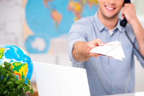 为旅行社办公室的创意概念图片下载