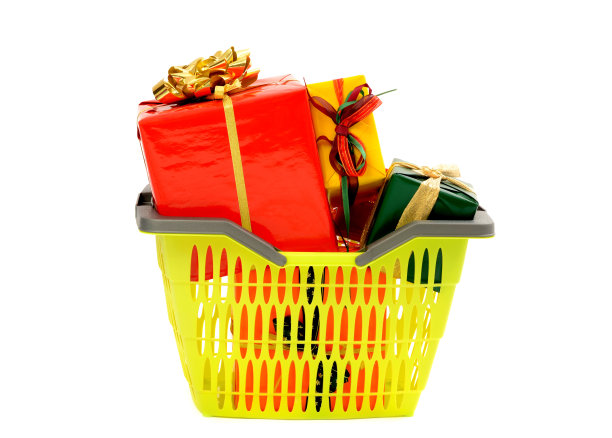篮子里装满了包装精美的礼物。图片下载