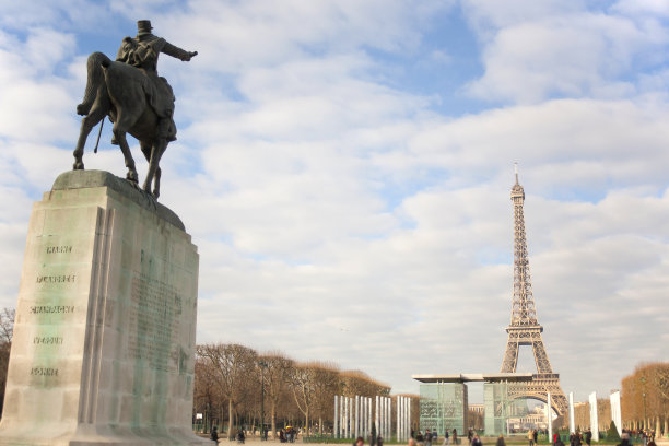 埃菲尔铁塔图片下载