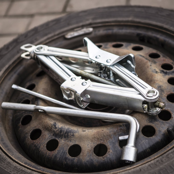 换轮胎图片下载