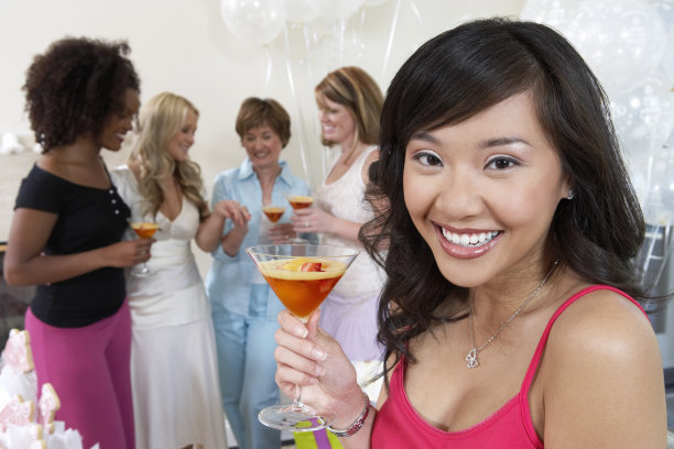 新娘送礼会的朋友图片下载