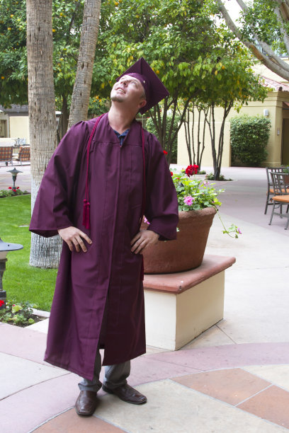 研究生查找图片下载