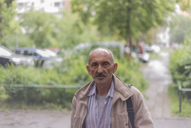 老人的肖像图片下载