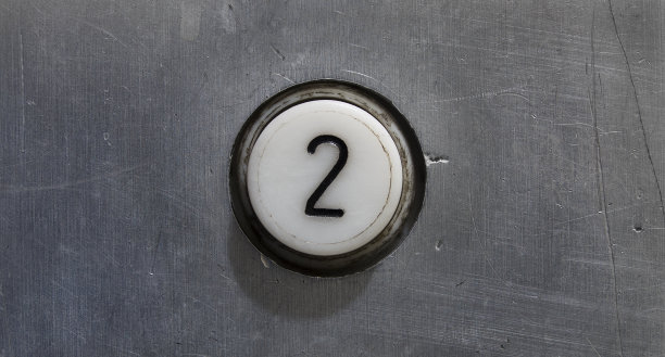 二楼的电梯按钮图片下载