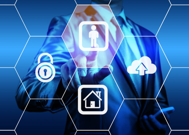 商人在数字屏幕上选择商人图标图片下载