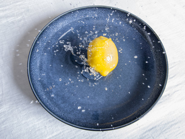 水果飞溅的照片图片下载