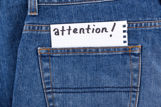 注意便条纸上的字图片下载