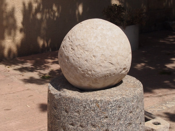石头的球体图片下载