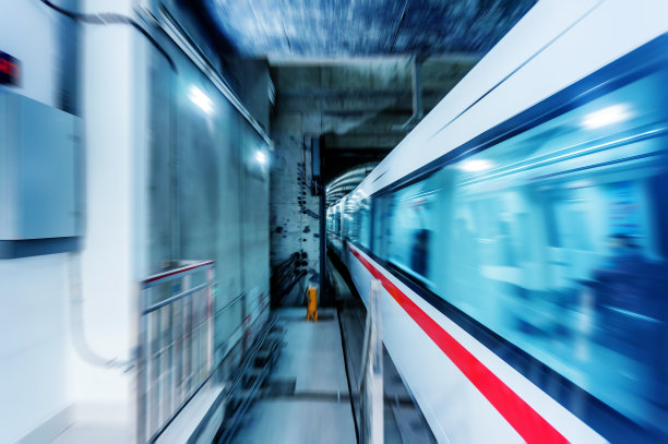 运动模糊的地铁素材图片