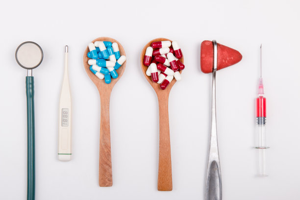 医学物体在白色背景上分离图片下载