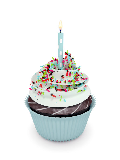 白色的蛋糕上有蜡烛图片下载