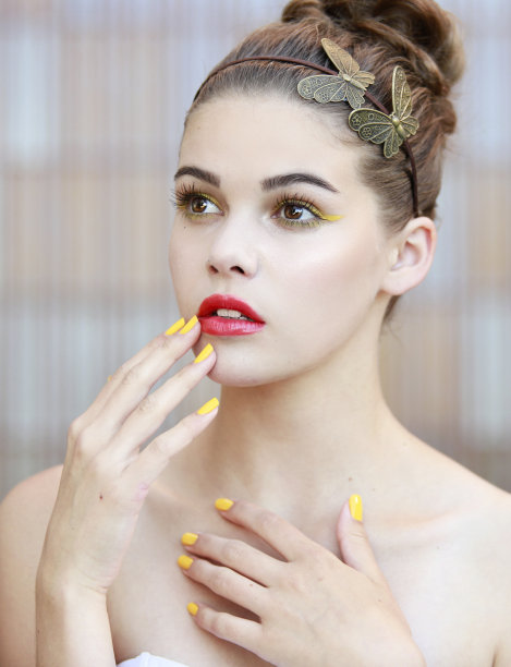 年轻美女肖像图片下载