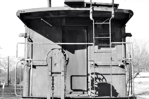 老旧的退休有轨车厢坐着生锈了图片下载