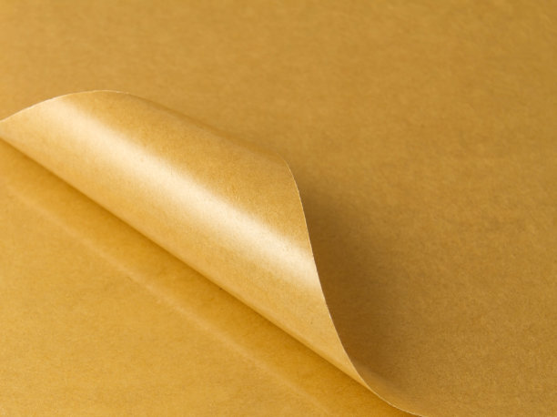 棕色的纸卷图片下载