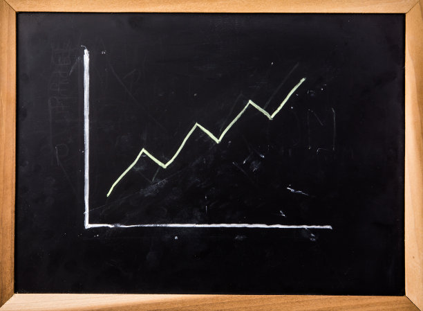 图在黑板上图片下载