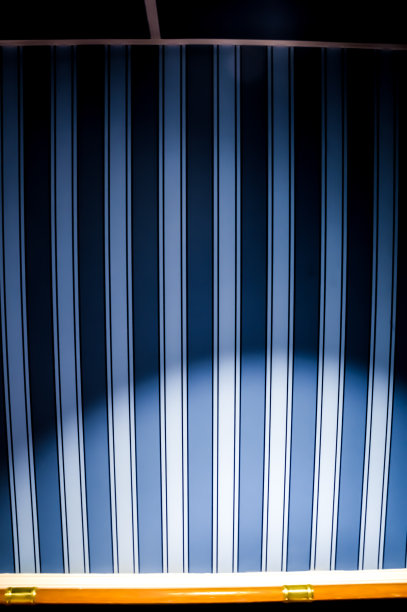 蓝白条墙纸图片下载