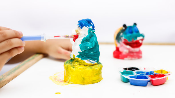 画颜色的孩子图片下载