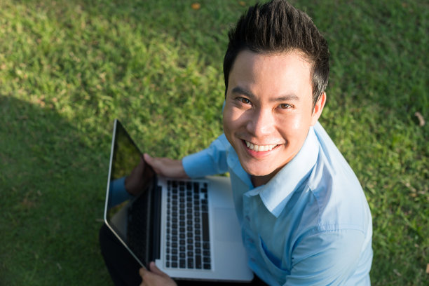 在户外工作图片下载